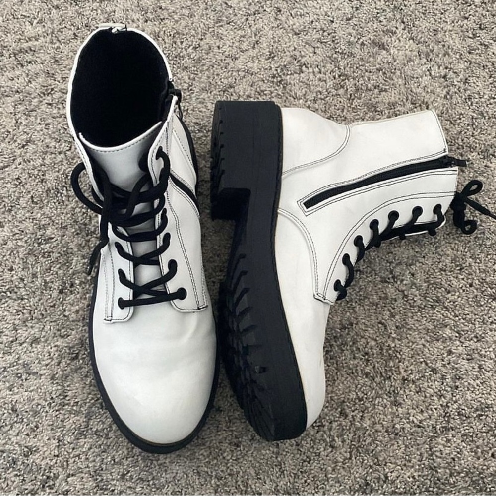 Womens Boots
